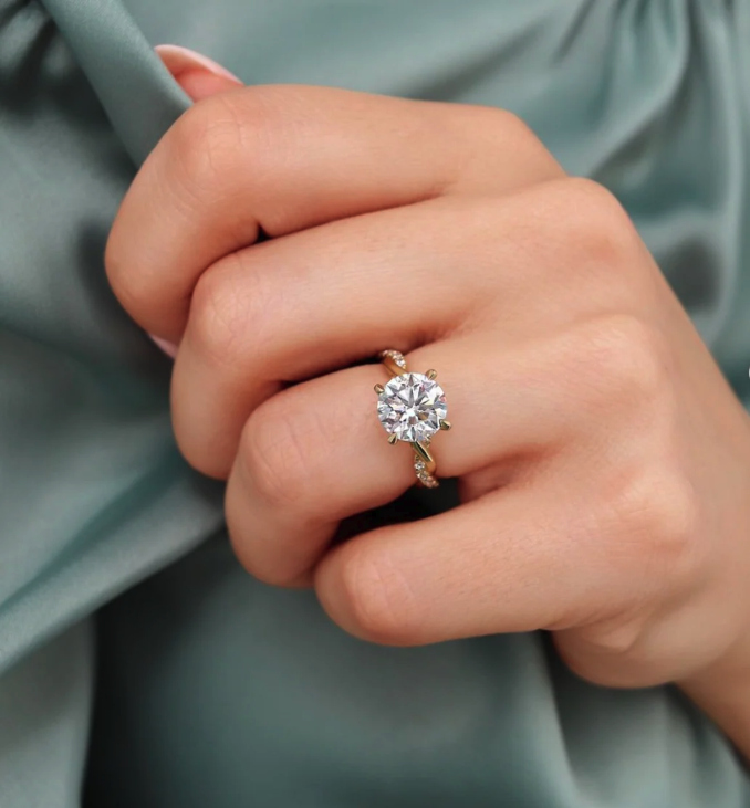 The Emotional Value of Jewellery | Why Meaning Matters More Than Carats in 2026