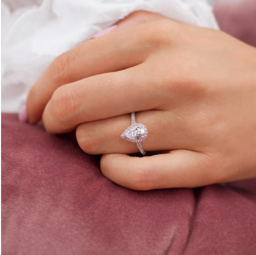 Ethical Sustainable Affordable Lab Grown Diamond and natural diamond Engagement Rings UK