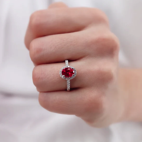 Ethical Sustainable Affordable Lab Grown Diamond and natural diamond Engagement Rings UK