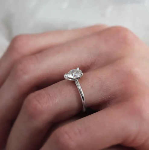 Ethical Sustainable Affordable high set and low set Lab Grown Diamond and natural diamond Engagement Rings UK